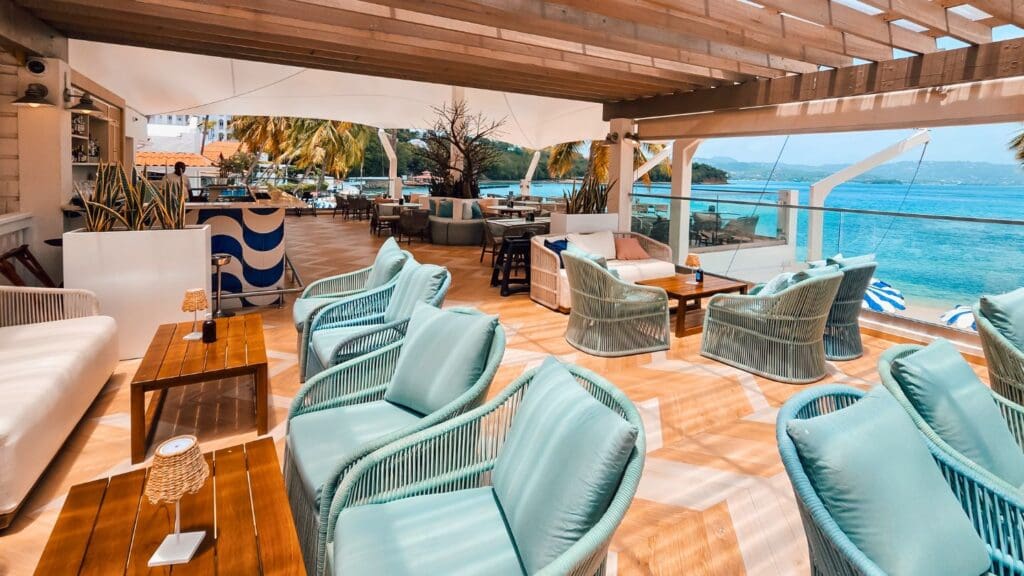 photo of dining area at the Perch Bar & Lounge at Windjammer Landing