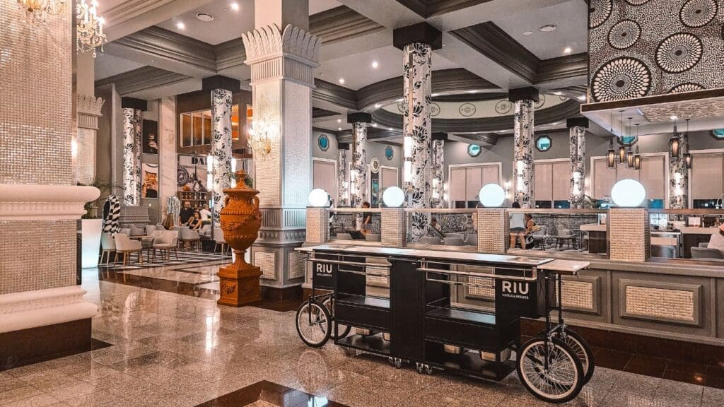 photo of lobby of Hotel Riu Palace in Playa del Carmen