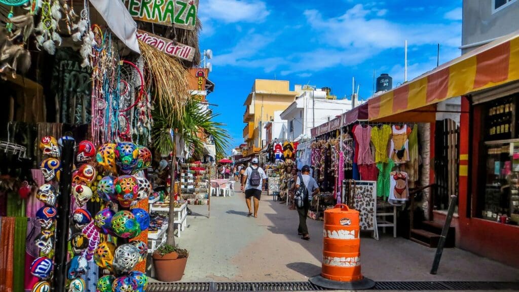 photo of merchants in Isla Mujeres Mexico