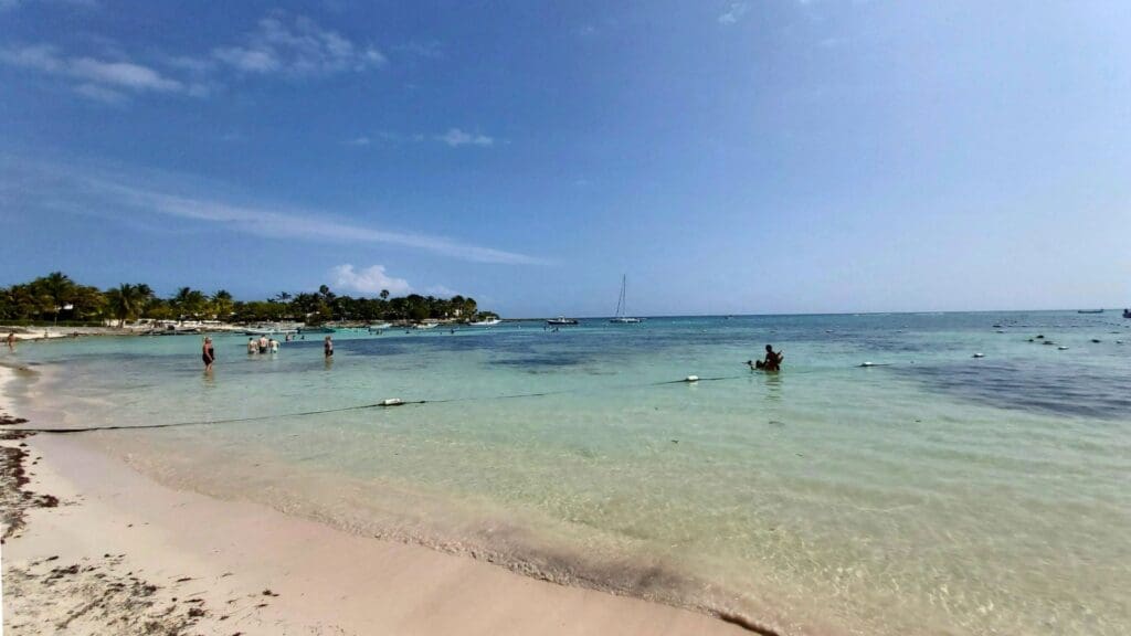 photo of Akumal Bay in Mexico